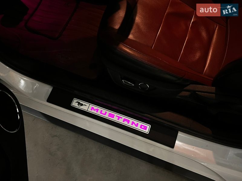 Купе Ford Mustang 2015 в Дніпрі фото 15 Купе Ford Mustang 2015 в Дніпрі