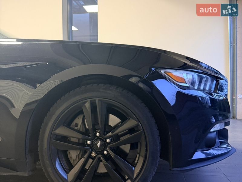 Купе Ford Mustang 2017 в Киеве фото 4 Купе Ford Mustang 2017 в Киеве