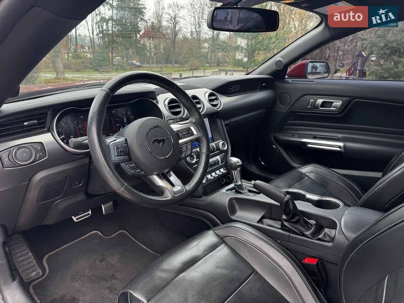 Купе Ford Mustang 2020 в Киеве фото 17 Купе Ford Mustang 2020 в Киеве