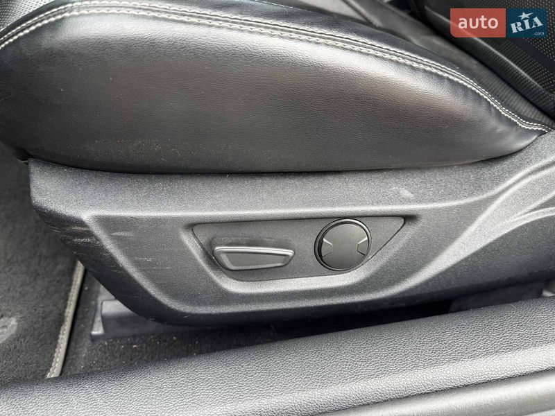 Купе Ford Mustang 2020 в Киеве фото 19 Купе Ford Mustang 2020 в Киеве