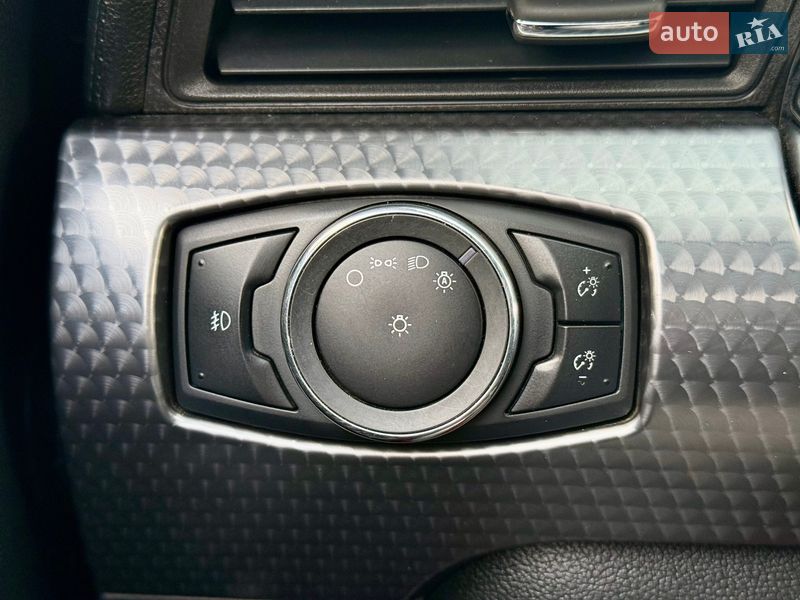 Купе Ford Mustang 2015 в Харкові