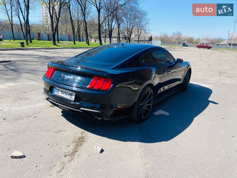 Купе Ford Mustang 2017 в Каменском