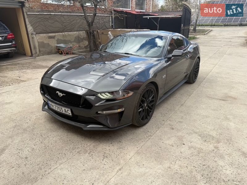 Купе Ford Mustang 2018 в Ананьеве