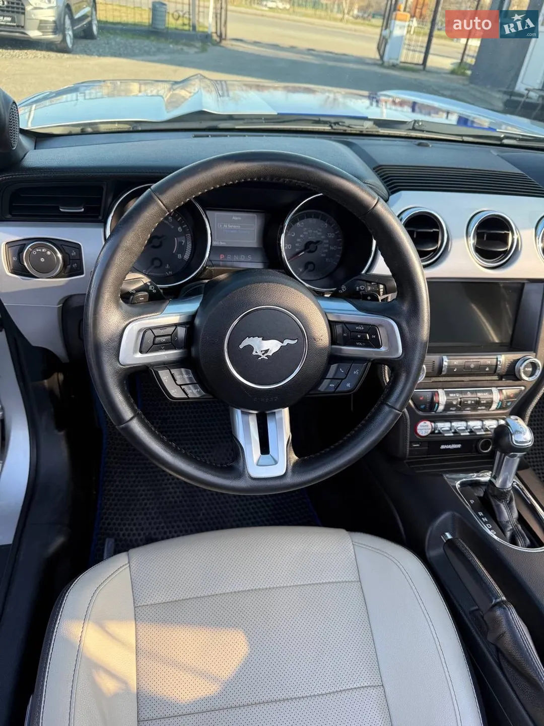 2017 Ford Mustang - мініатюра 12
