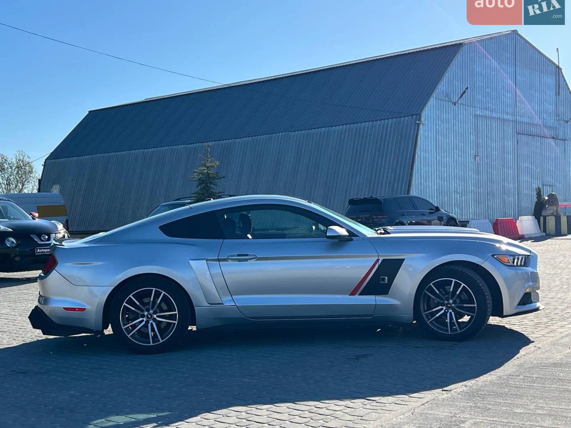 2017 Ford Mustang - мініатюра 11