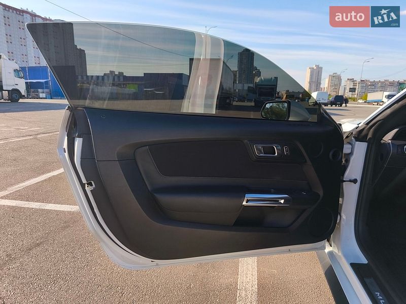 Купе Ford Mustang 2020 в Киеве