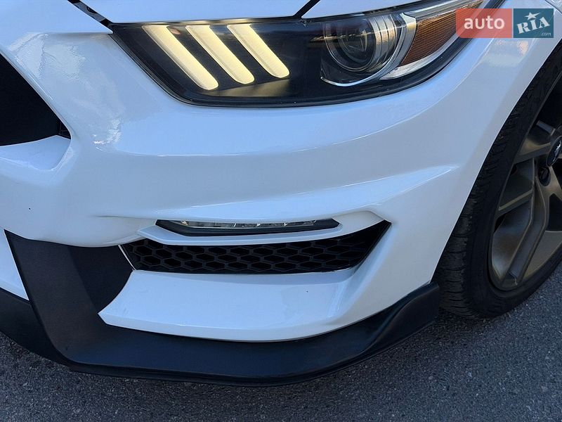 Купе Ford Mustang 2015 в Дніпрі