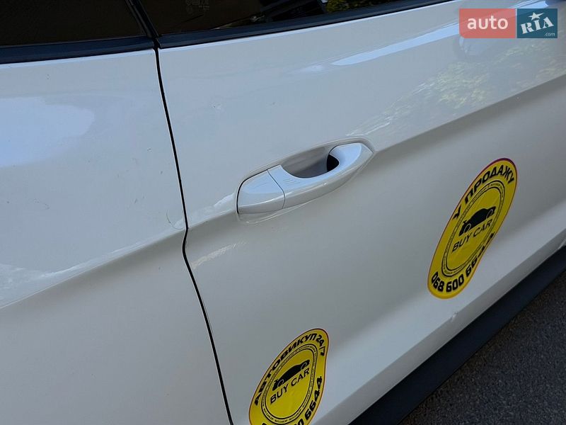 Купе Ford Mustang 2015 в Дніпрі