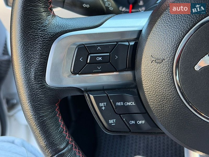 Купе Ford Mustang 2015 в Дніпрі