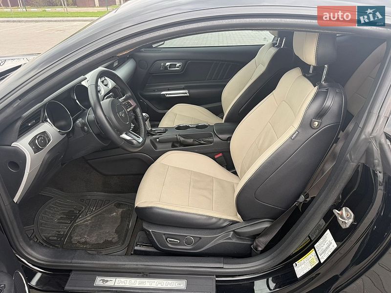 Купе Ford Mustang 2015 в Ирпене