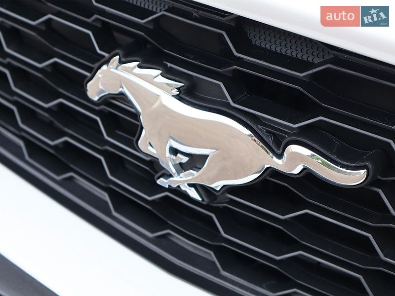 Купе Ford Mustang 2017 в Чернігові