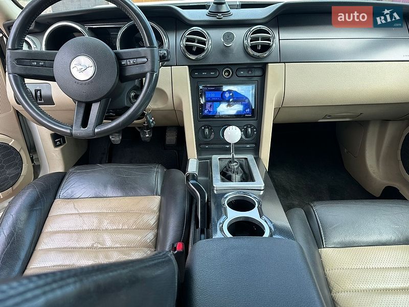 Купе Ford Mustang 2008 в Києві