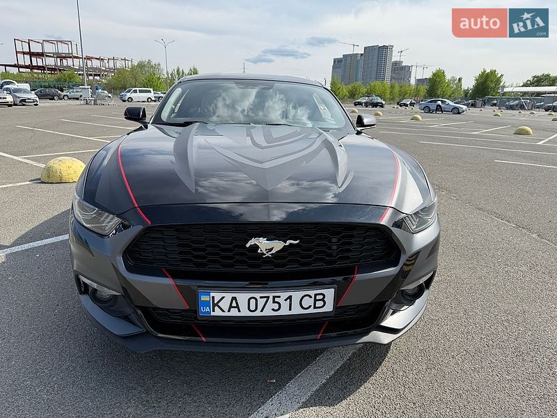 Купе Ford Mustang 2015 в Киеве