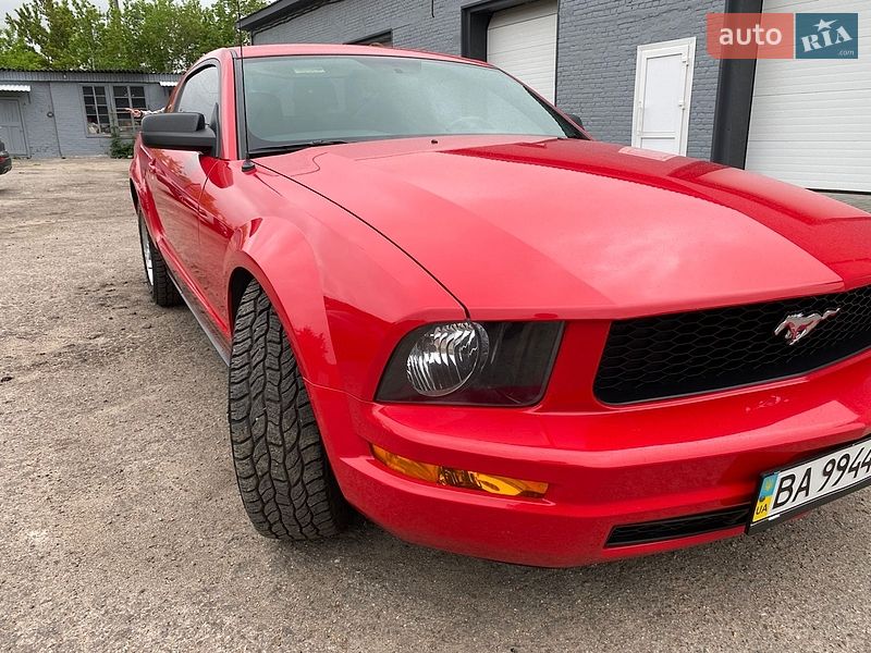 Купе Ford Mustang 2008 в Кропивницком