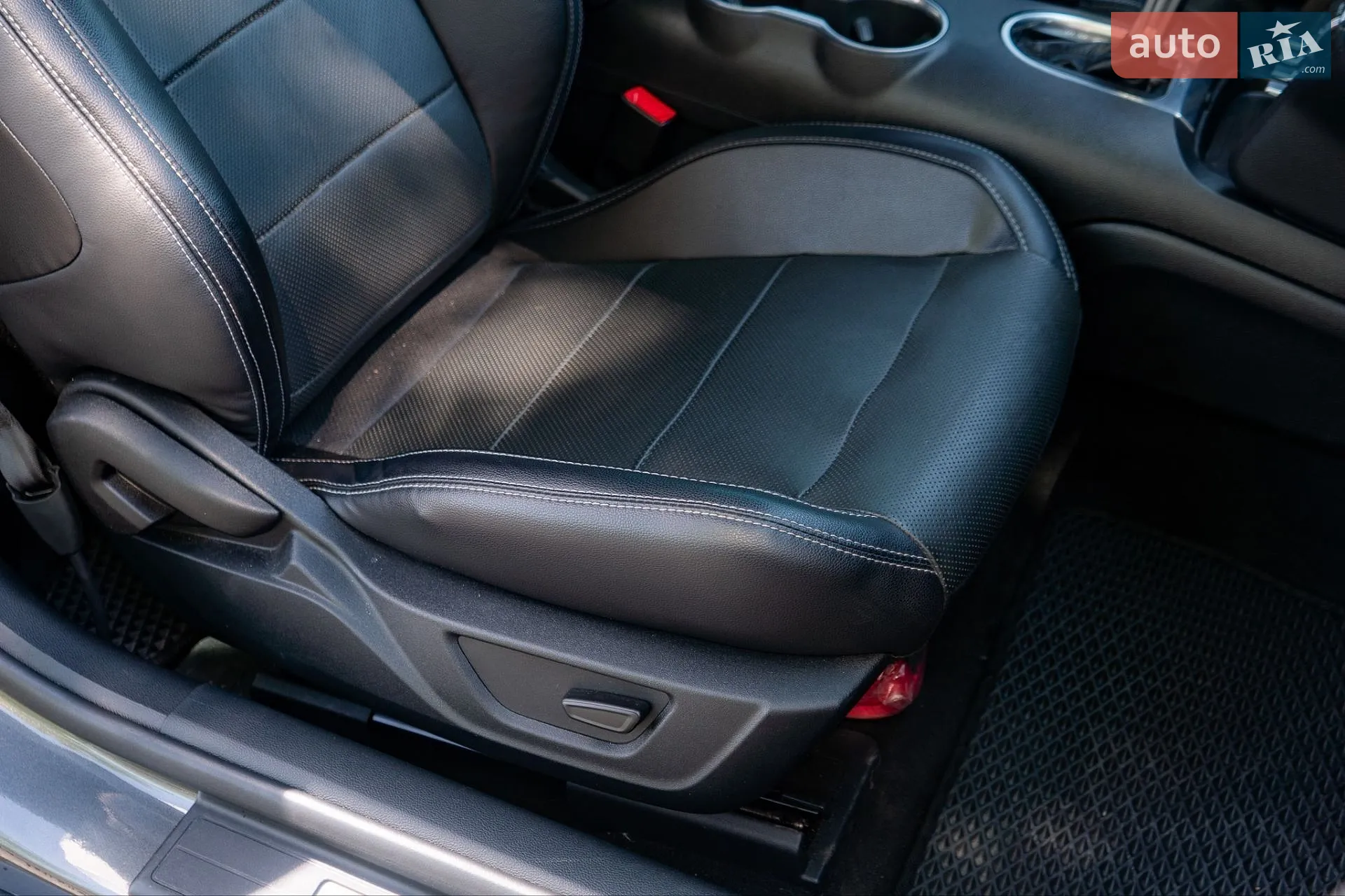 2019 Ford Mustang - мініатюра 30