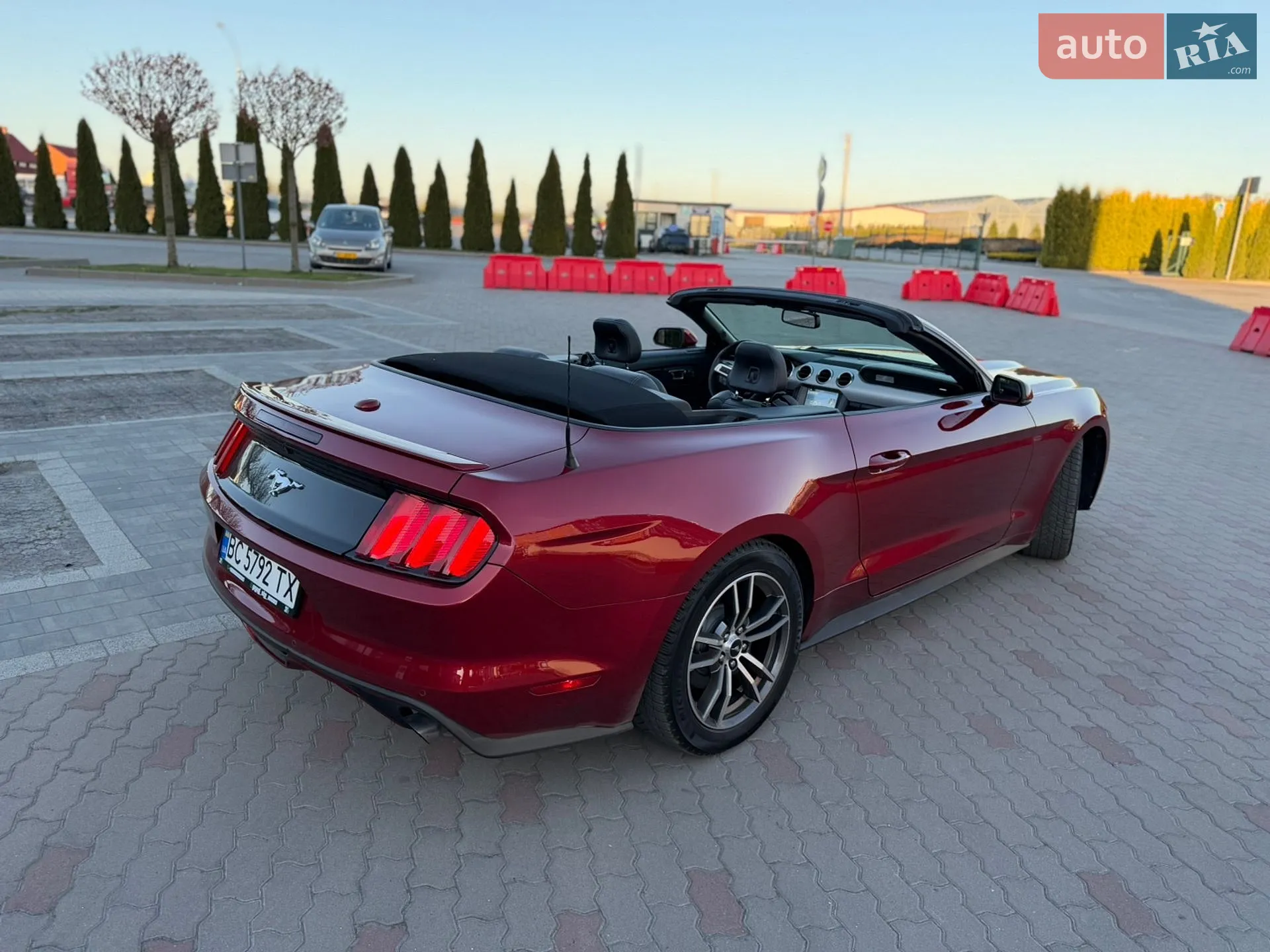 2016 Ford Mustang - мініатюра 6
