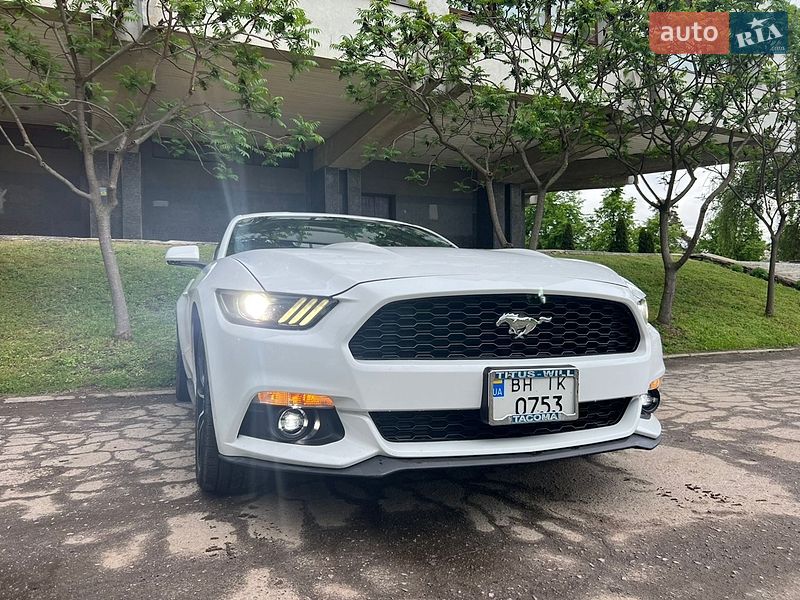 Купе Ford Mustang 2015 в Сумах