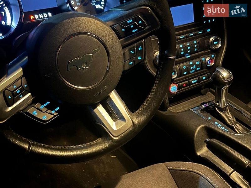 Купе Ford Mustang 2015 в Сумах