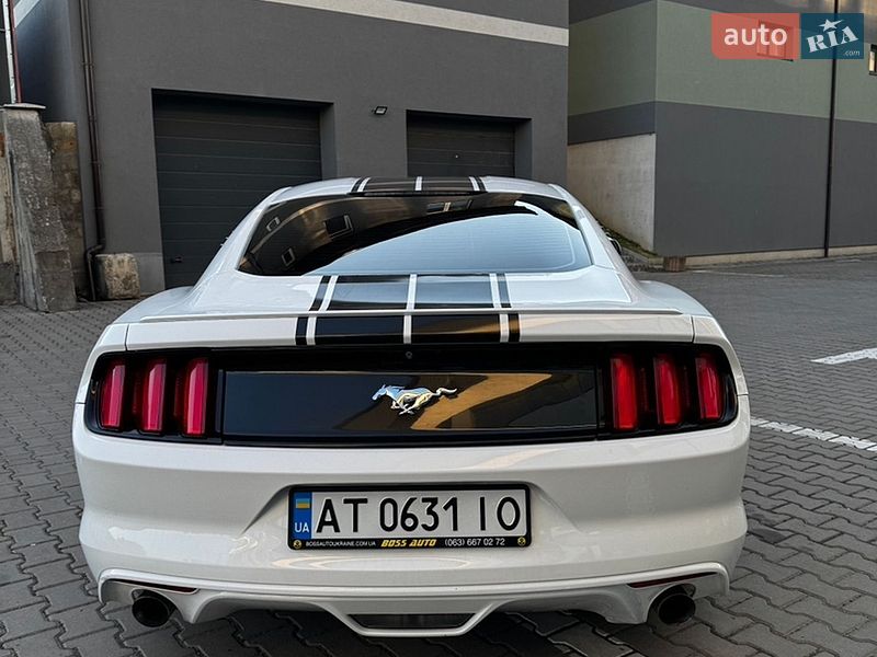 Купе Ford Mustang 2015 в Ивано-Франковске