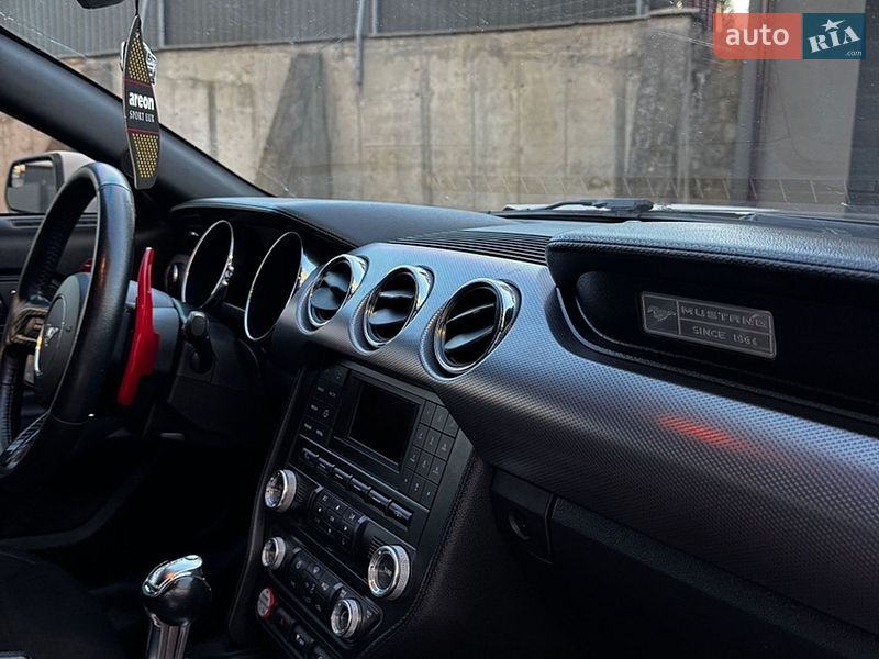Купе Ford Mustang 2015 в Ивано-Франковске