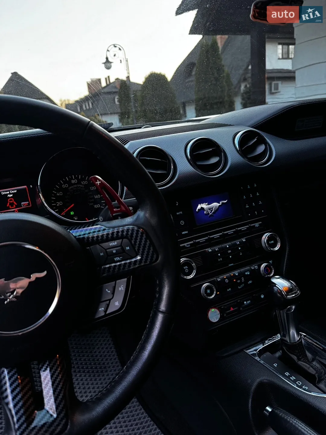 2015 Ford Mustang - мініатюра 13