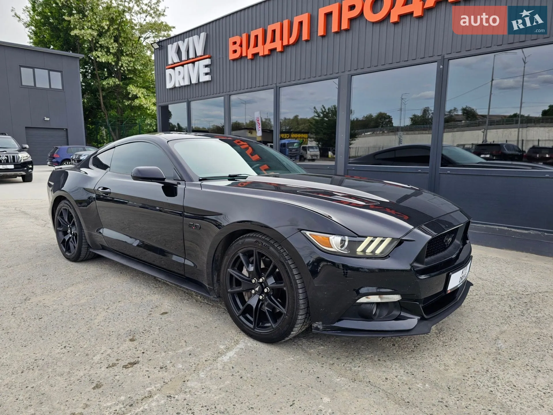 2017 Ford Mustang - мініатюра 12