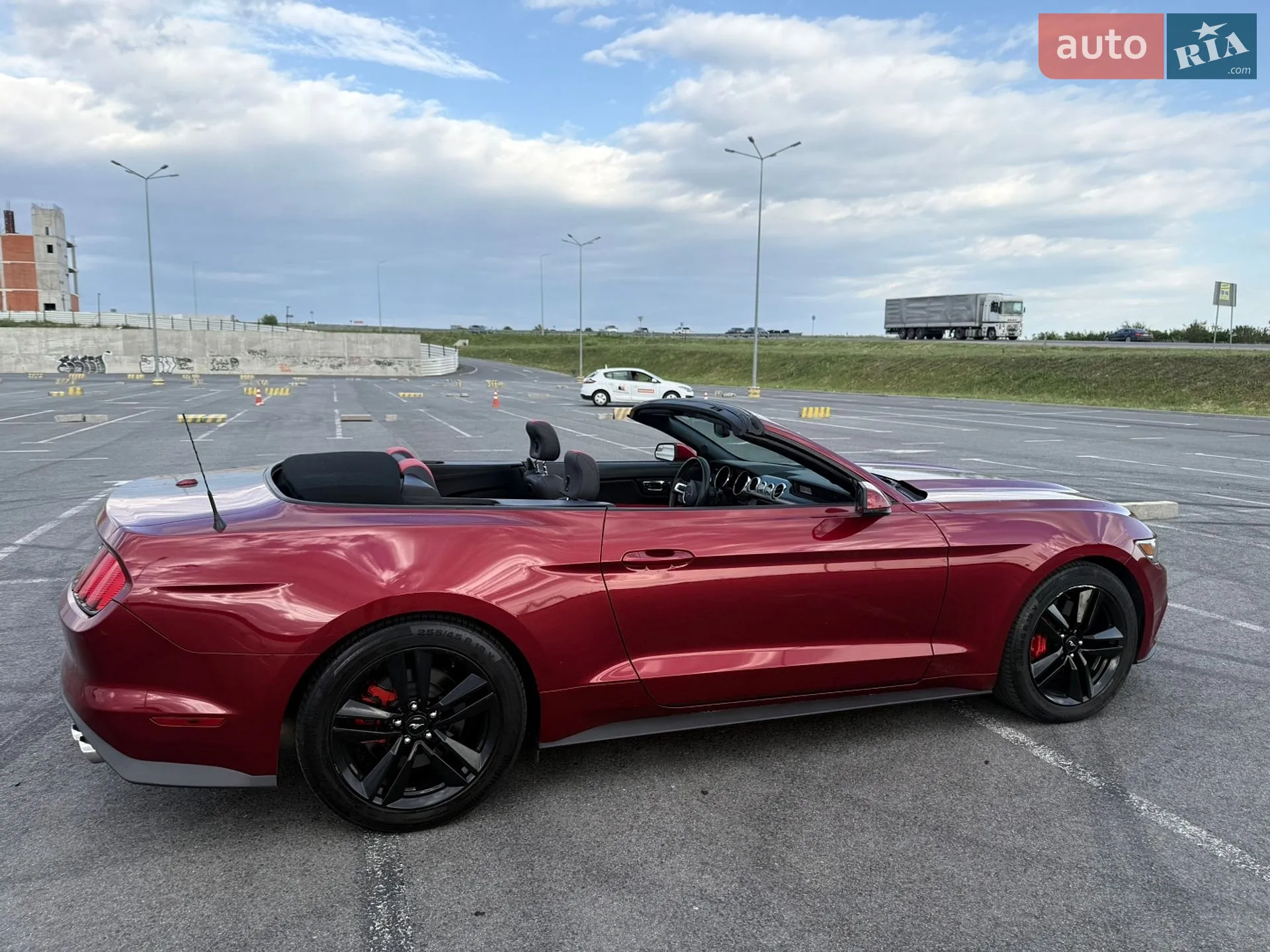 2016 Ford Mustang - мініатюра 3