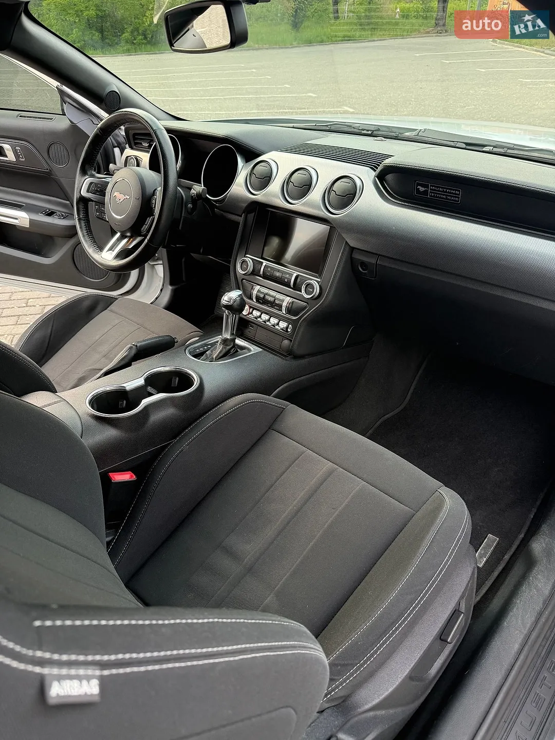 2019 Ford Mustang - мініатюра 10