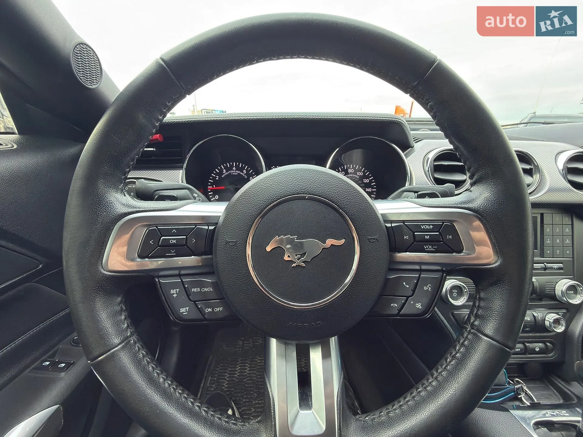 2017 Ford Mustang - мініатюра 16
