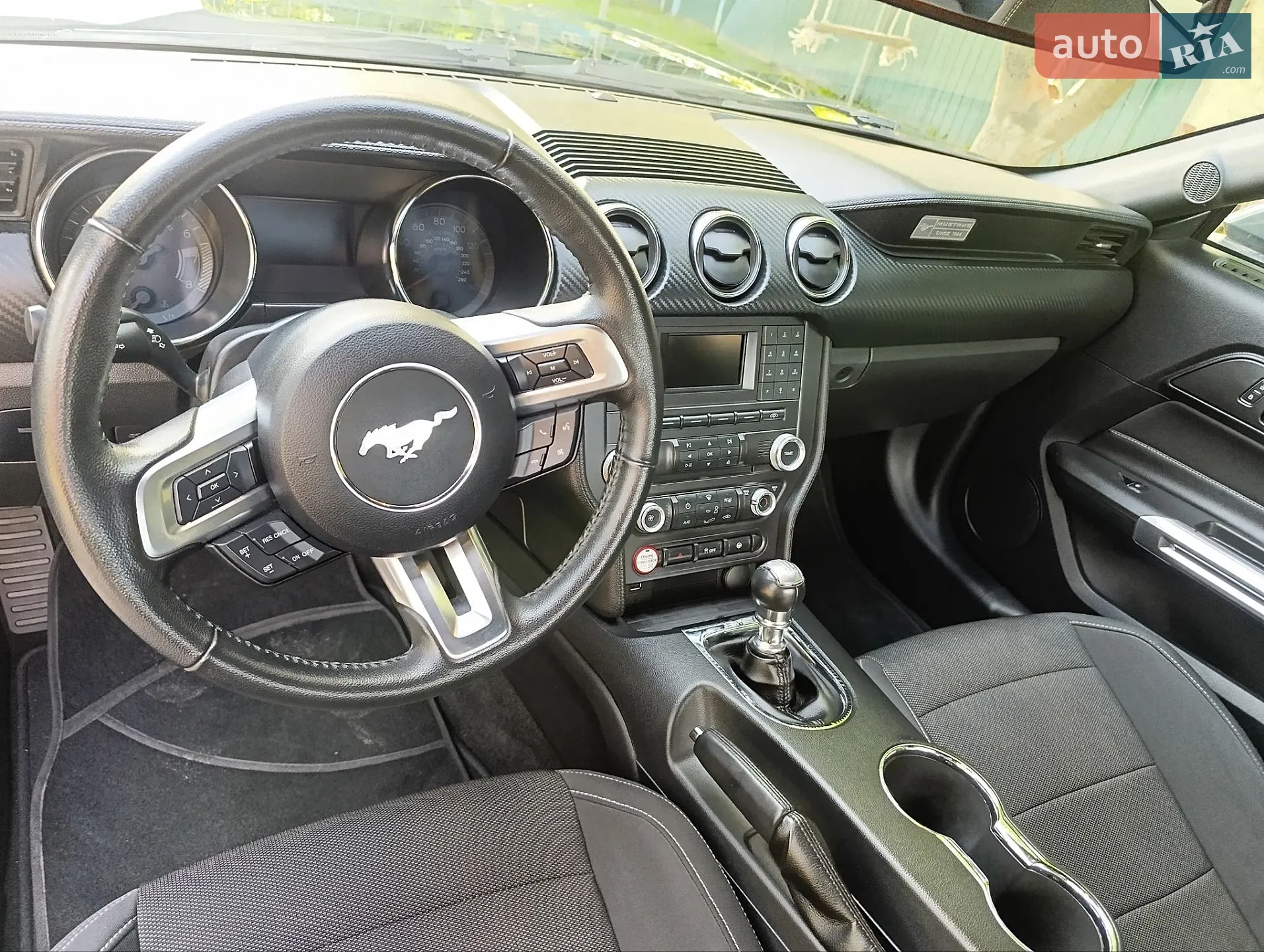 2015 Ford Mustang - мініатюра 13