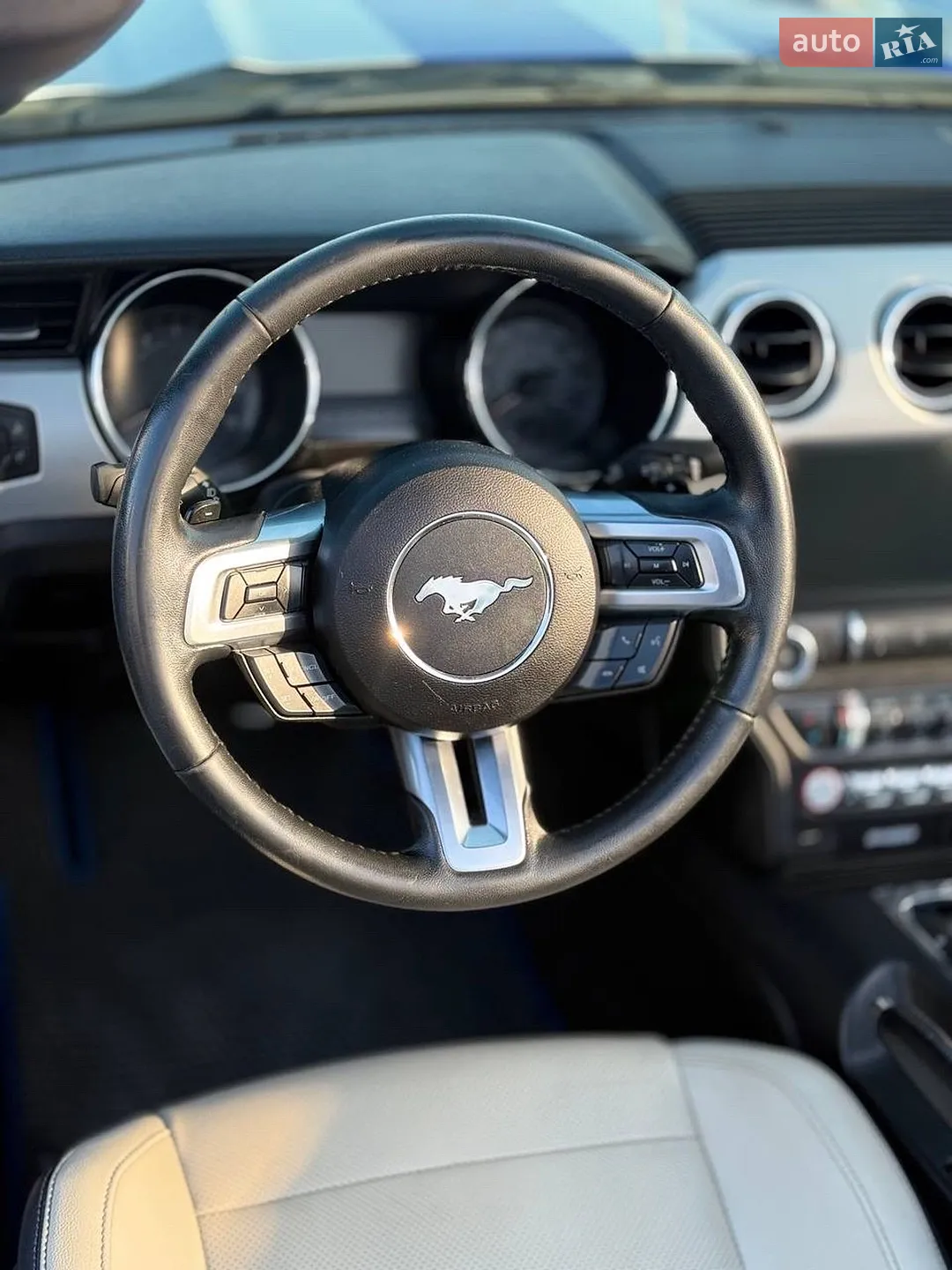 2017 Ford Mustang - мініатюра 13