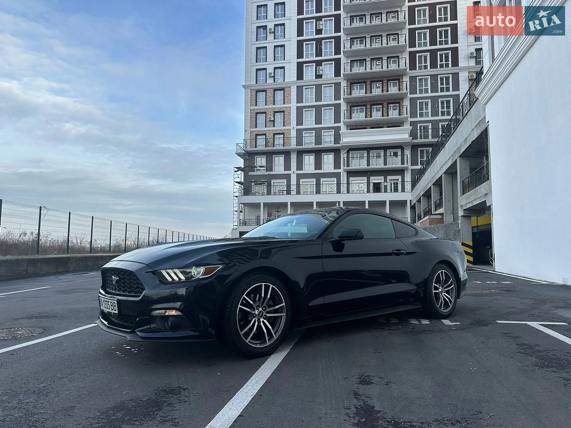 2014 Ford Mustang - мініатюра 6
