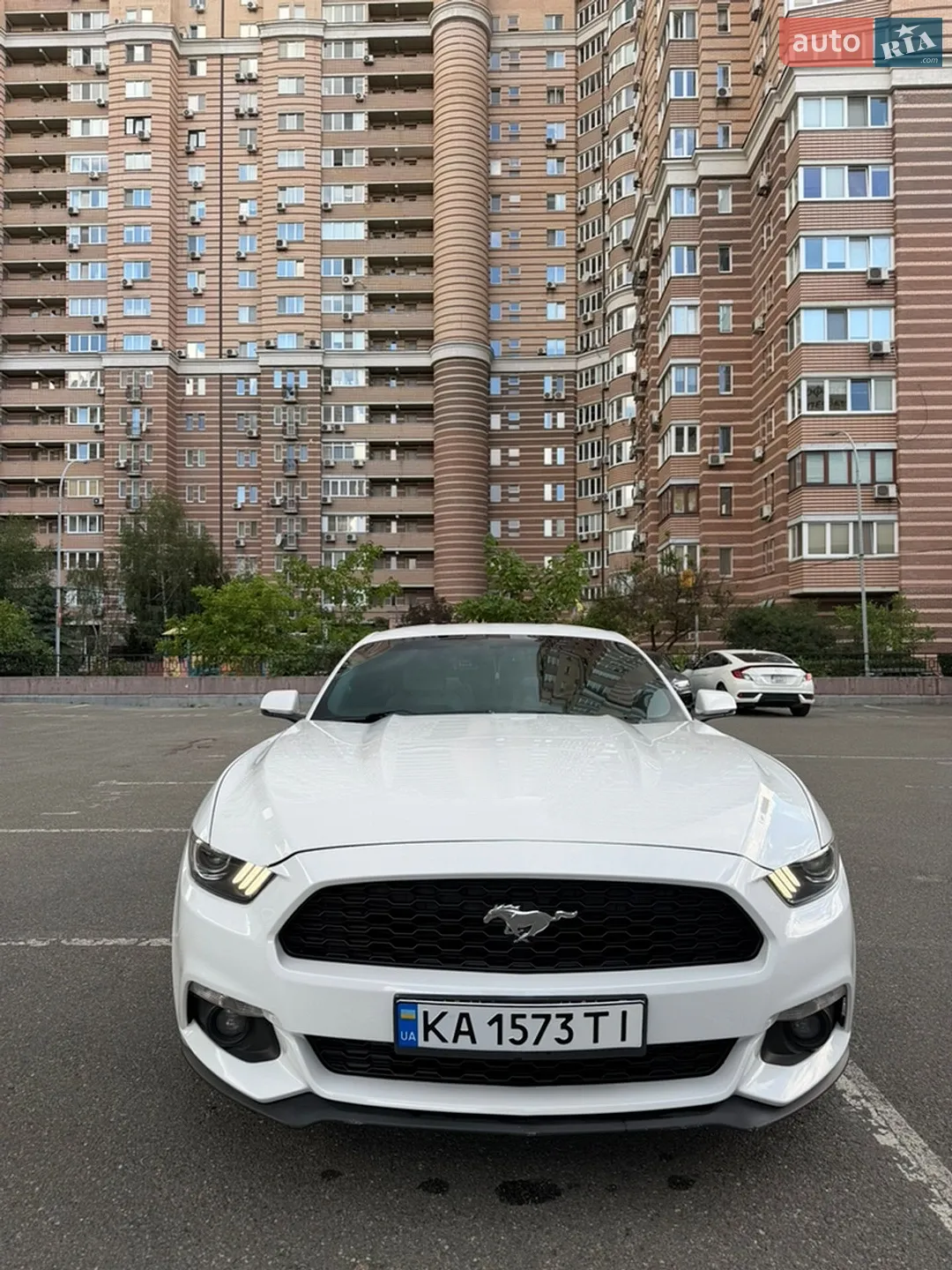 Ford Mustang 2017 VIN 1FA6P8TH2H5309138 фото оголошення 6 з 10