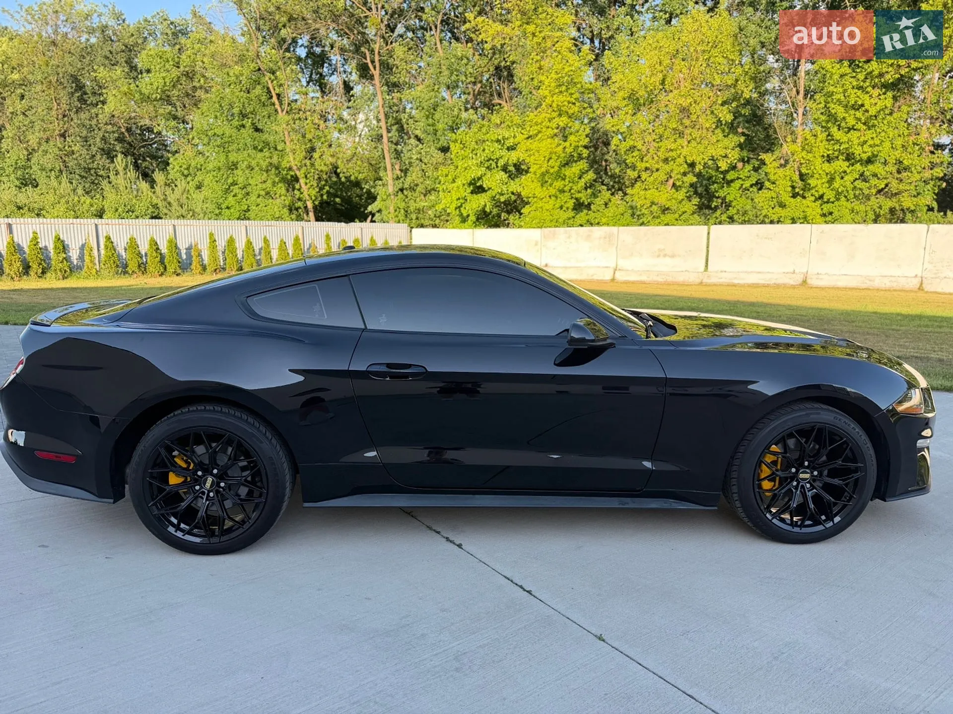 2017 Ford Mustang - мініатюра 2