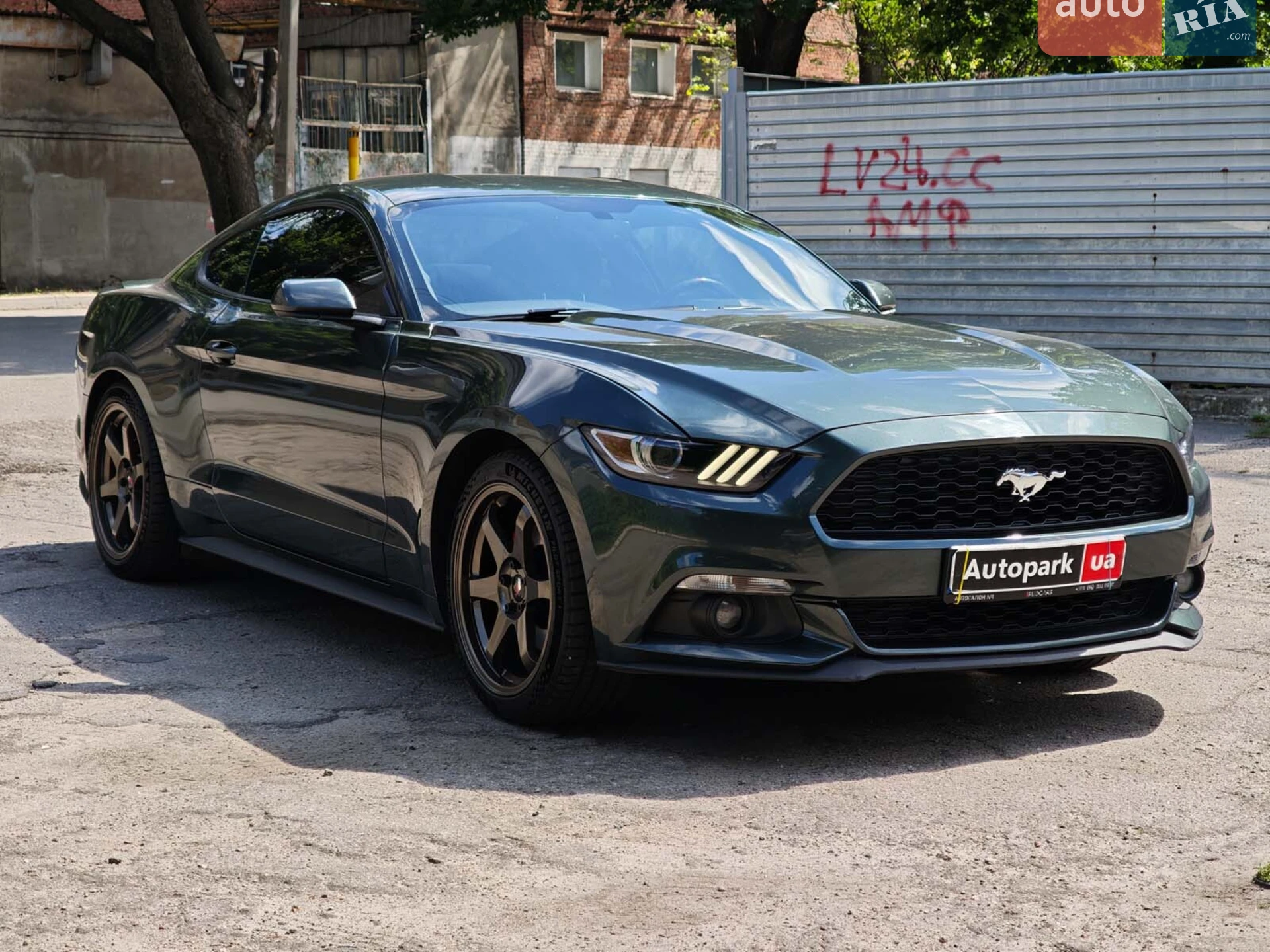 2014 Ford Mustang - мініатюра 4