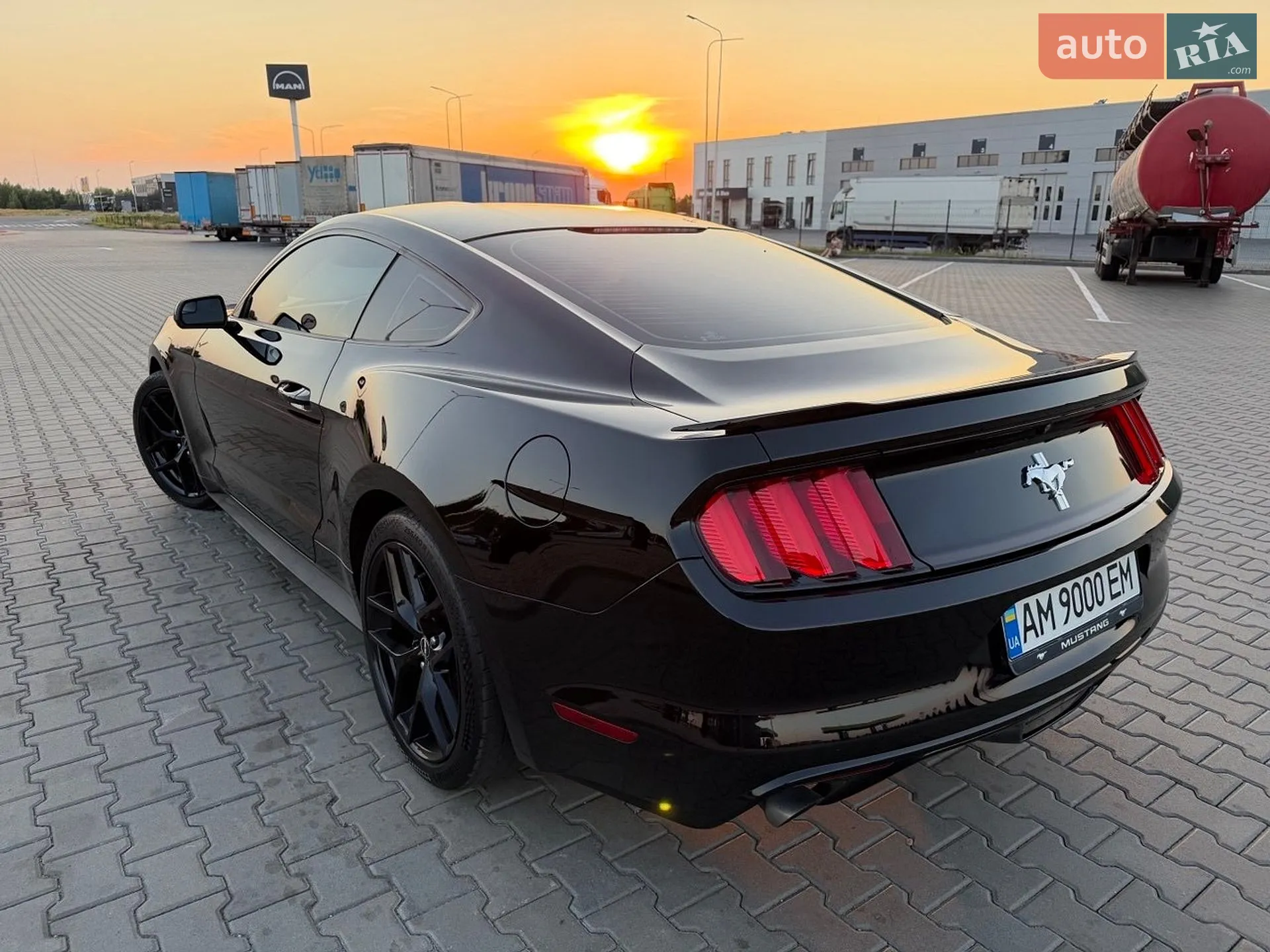 2017 Ford Mustang - мініатюра 10