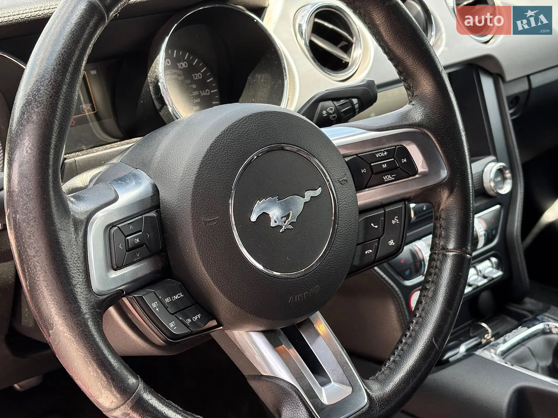 2014 Ford Mustang - мініатюра 26