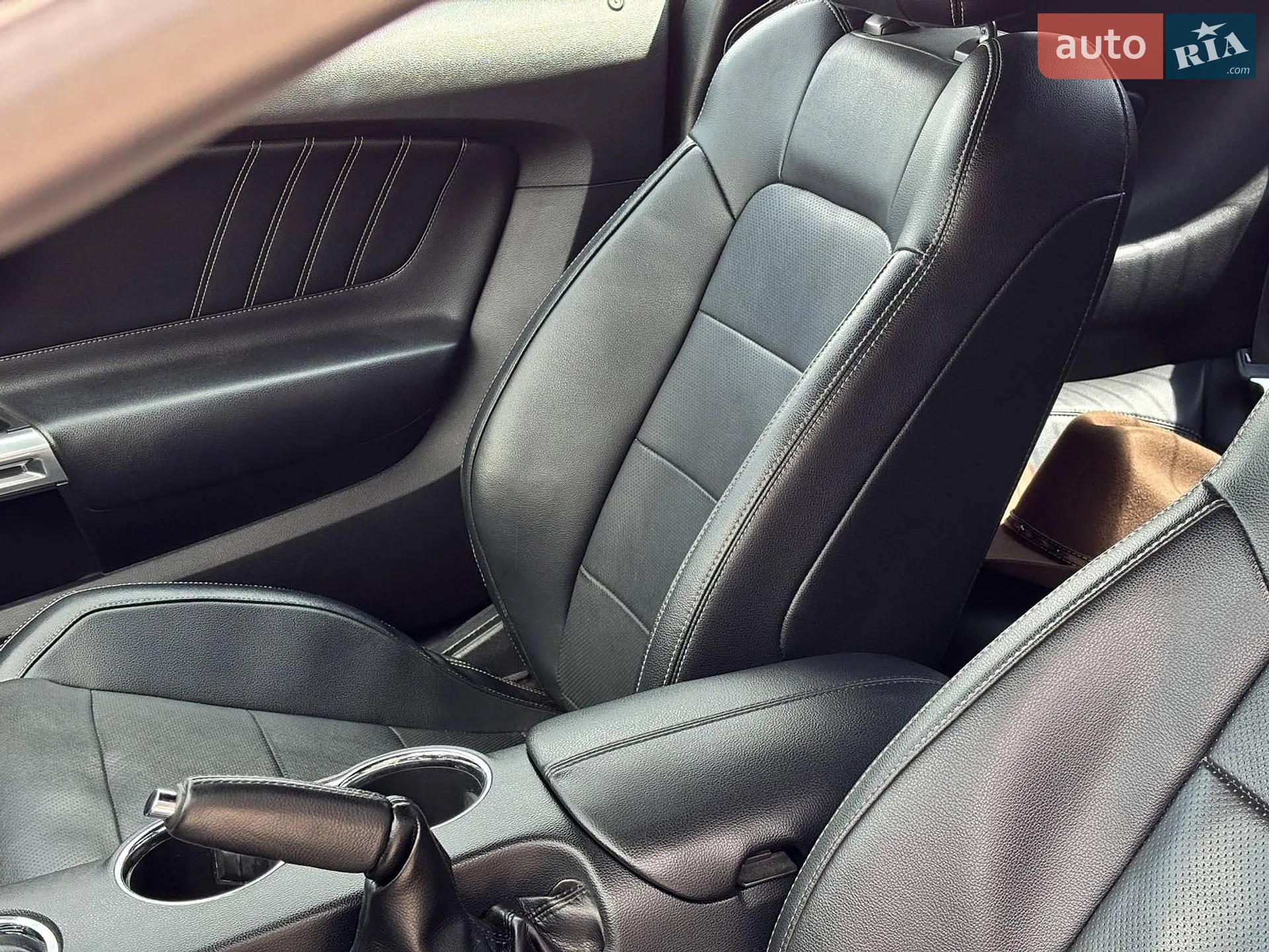 2014 Ford Mustang - мініатюра 34