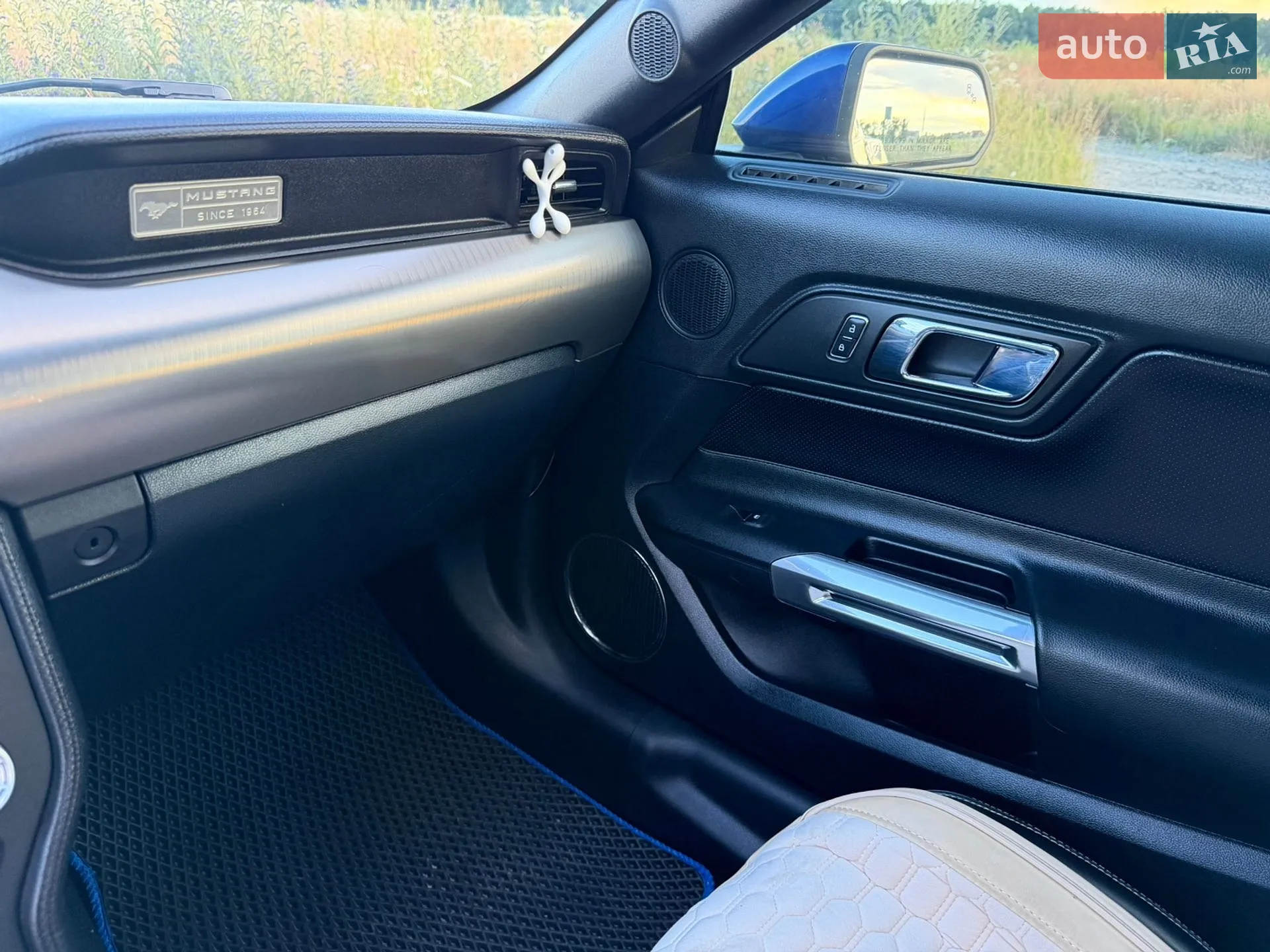 2015 Ford Mustang - мініатюра 36