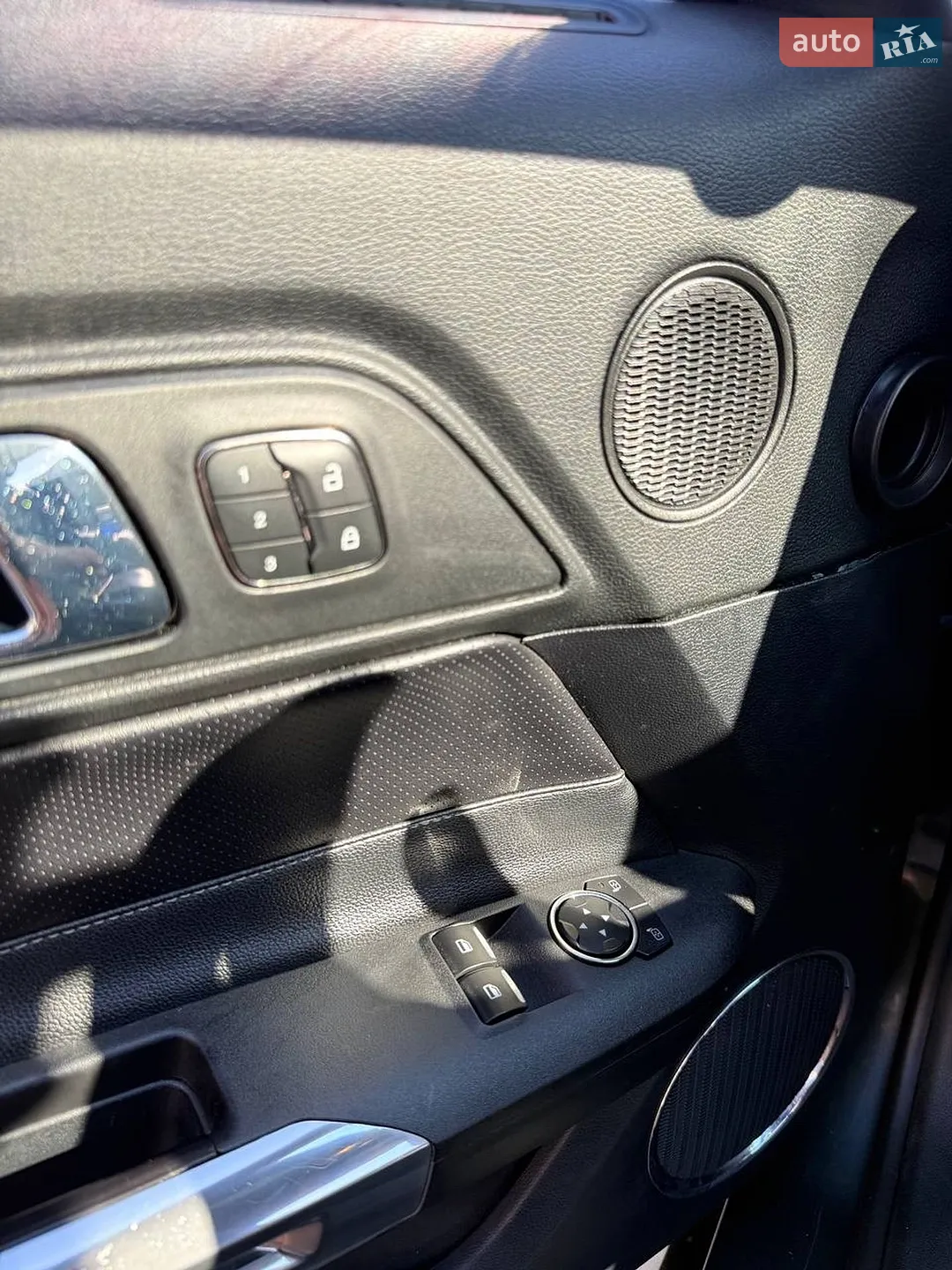2015 Ford Mustang - мініатюра 15
