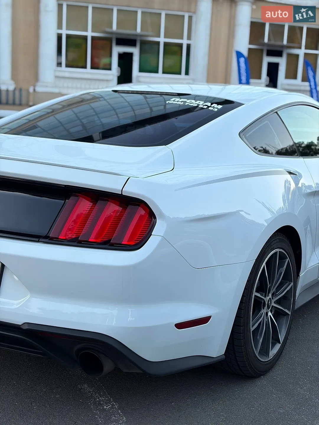 2018 Ford Mustang - мініатюра 10