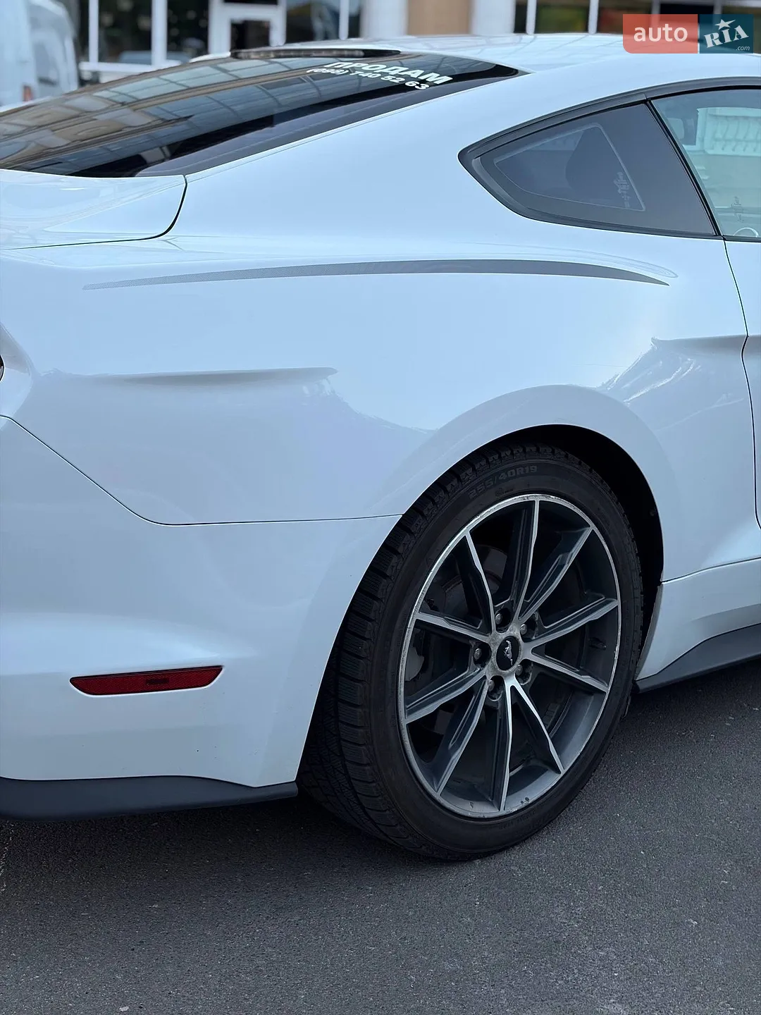 2018 Ford Mustang - мініатюра 12