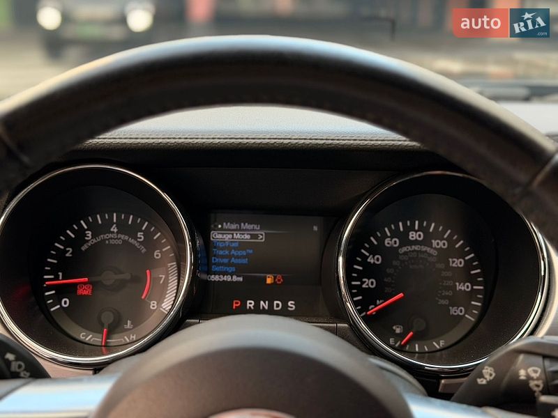 Купе Ford Mustang 2016 в Києві