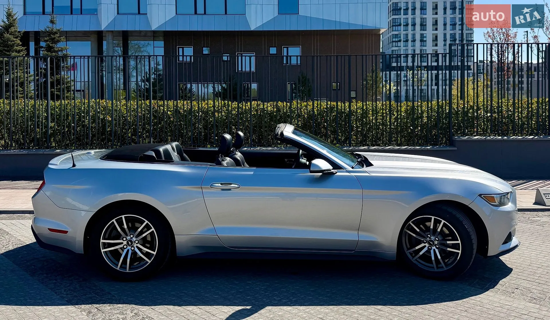 2015 Ford Mustang - мініатюра 21