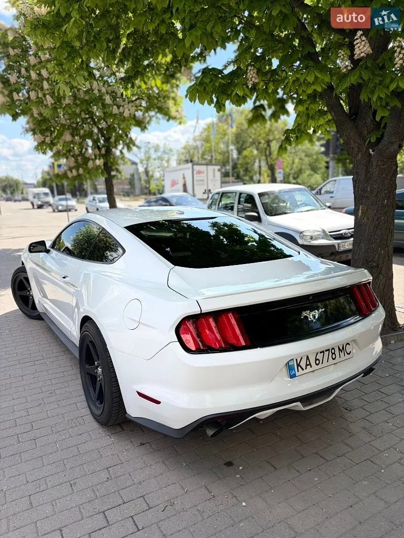 2015 Ford Mustang - мініатюра 2