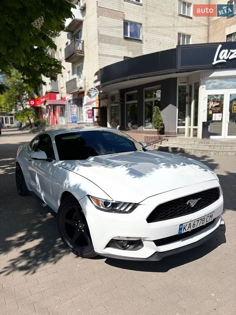 2015 Ford Mustang - мініатюра 5