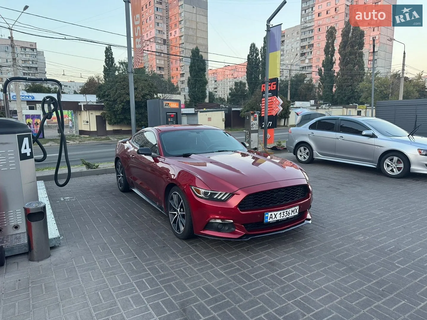 2015 Ford Mustang - мініатюра 3