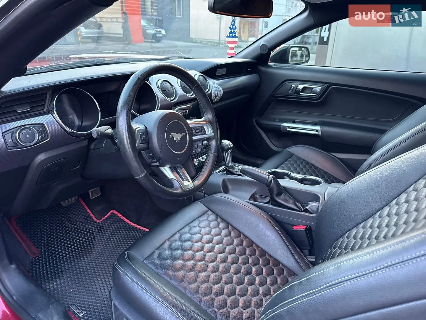 2015 Ford Mustang - мініатюра 17