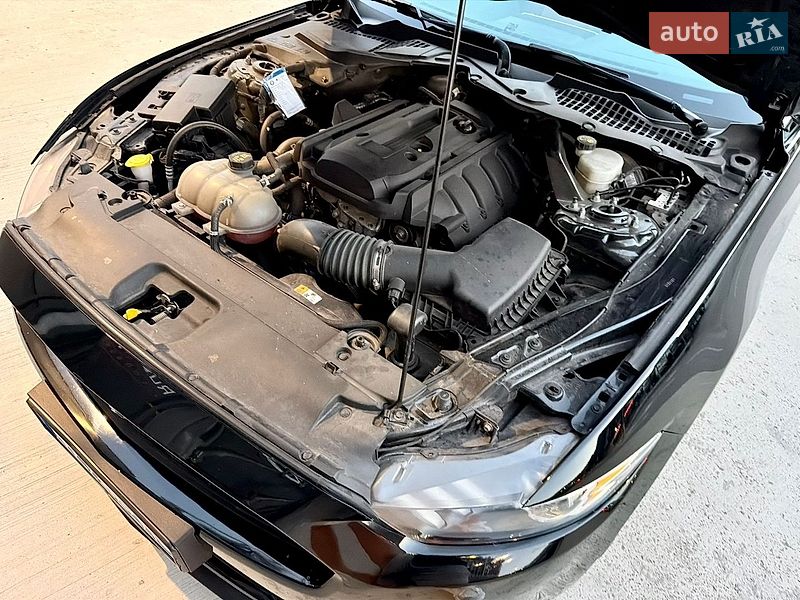 Купе Ford Mustang 2016 в Киеве