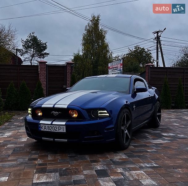 Купе Ford Mustang 2014 в Києві